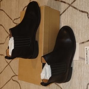 NWB Madewell Chelsea Leather Boots sz 7 made in Brazil true black